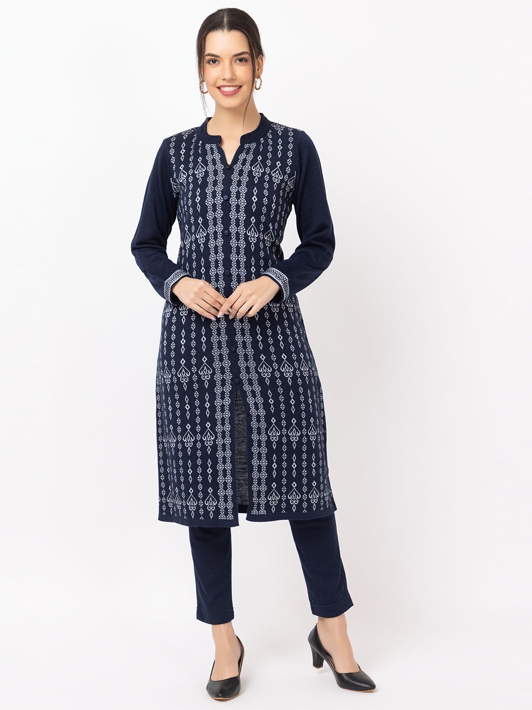 

KEIKO Ethnic Motifs Printed Mandarin Collar Straight Kurta with Trousers, Navy blue