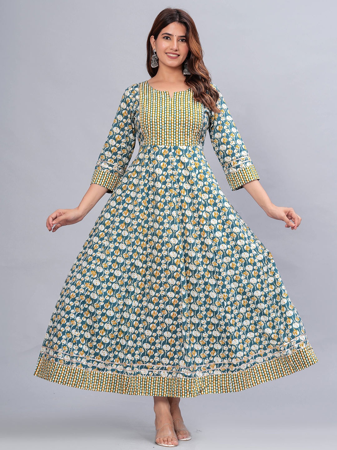 

Mishree Collection Women Print Fit & Flare Midi Dress, Green
