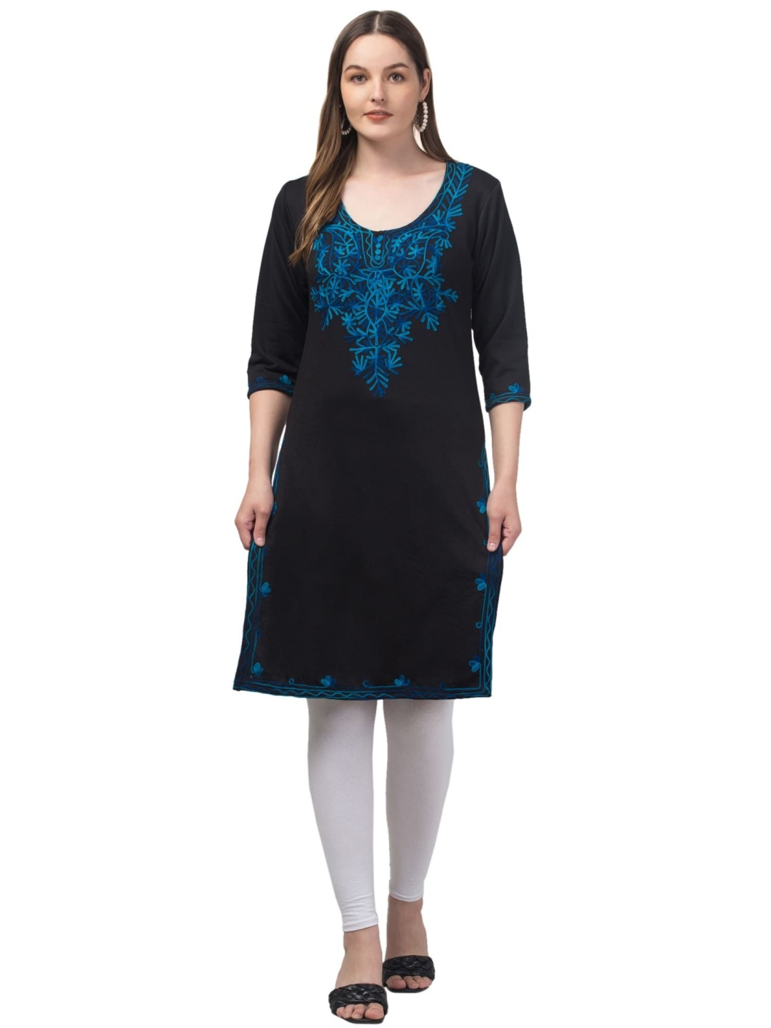 

FAMBEE Floral Embroidered Round Neck Woollen Straight Kurta, Black
