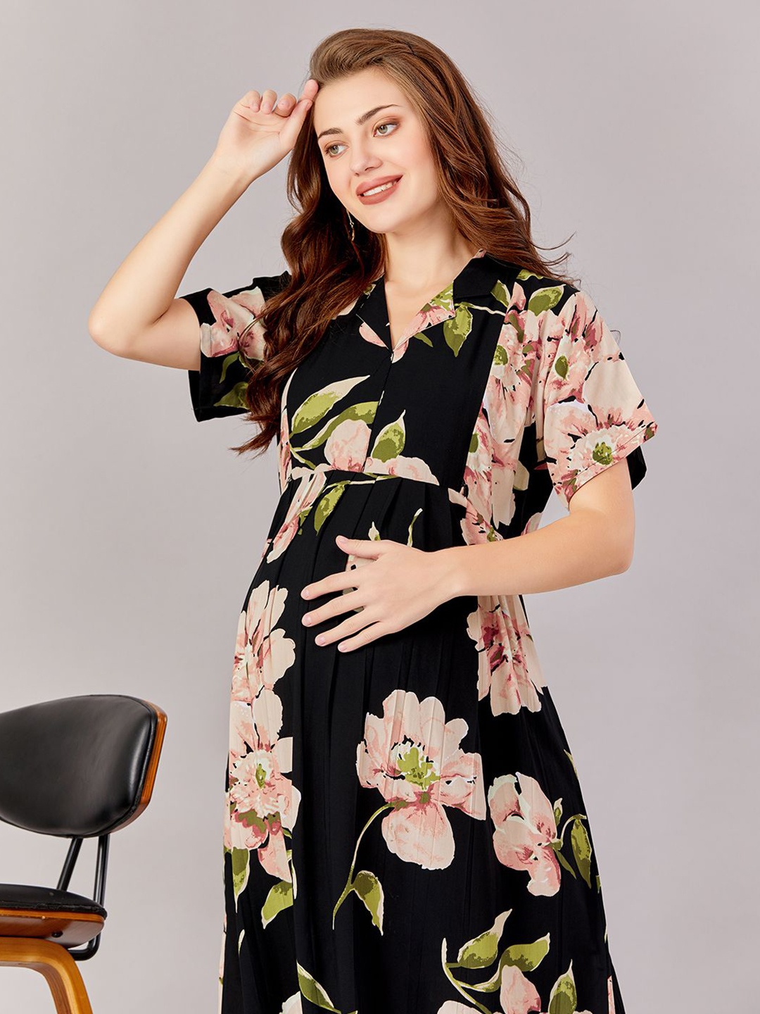 

LOVELY MOM'S Women Floral Printed Maternity Fit & Flare Dress, Black