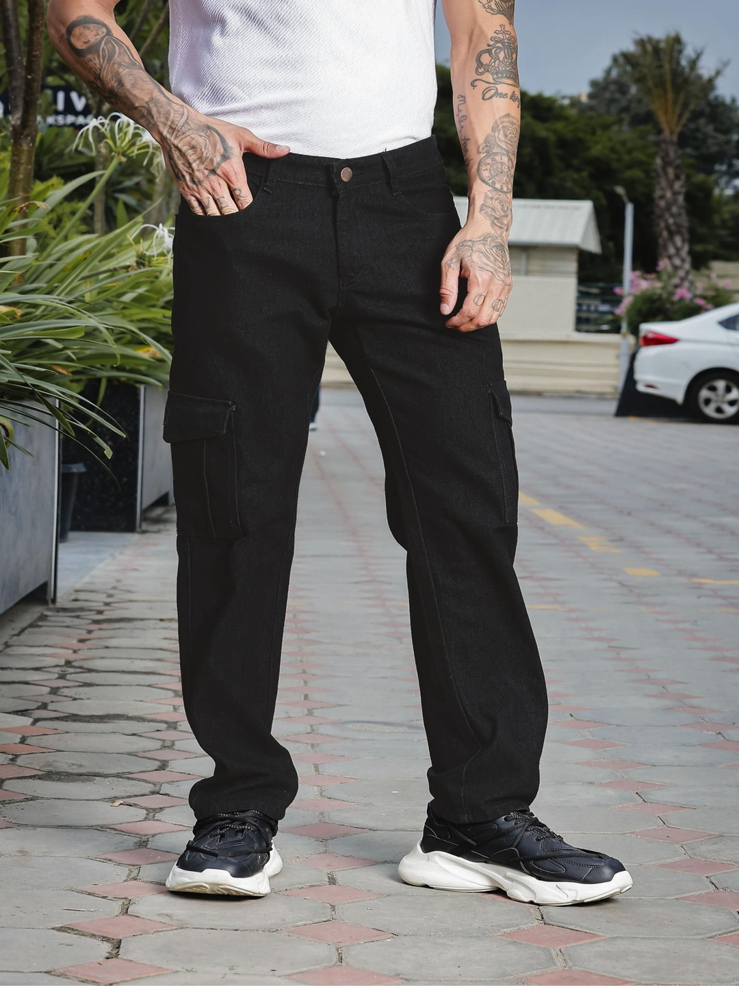 

RAGZO Men Cotton Relaxed Fit Mid-Rise Cargo Styles Jeans, Black