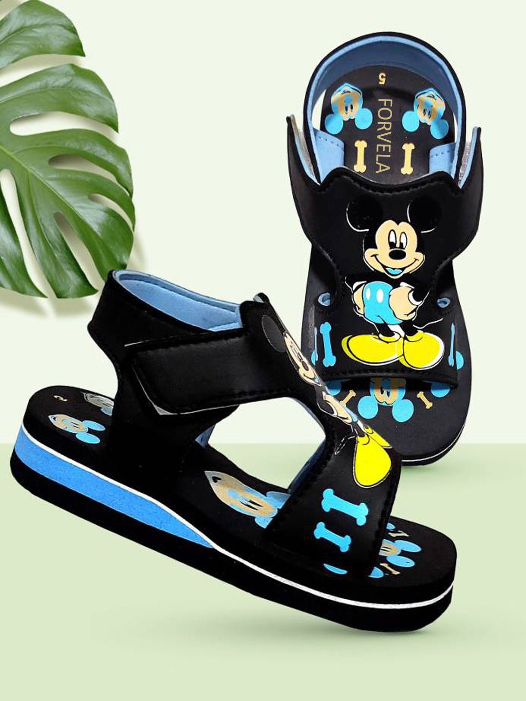 

FORVELA Kids Printed Slip-On Flip Flops, Black