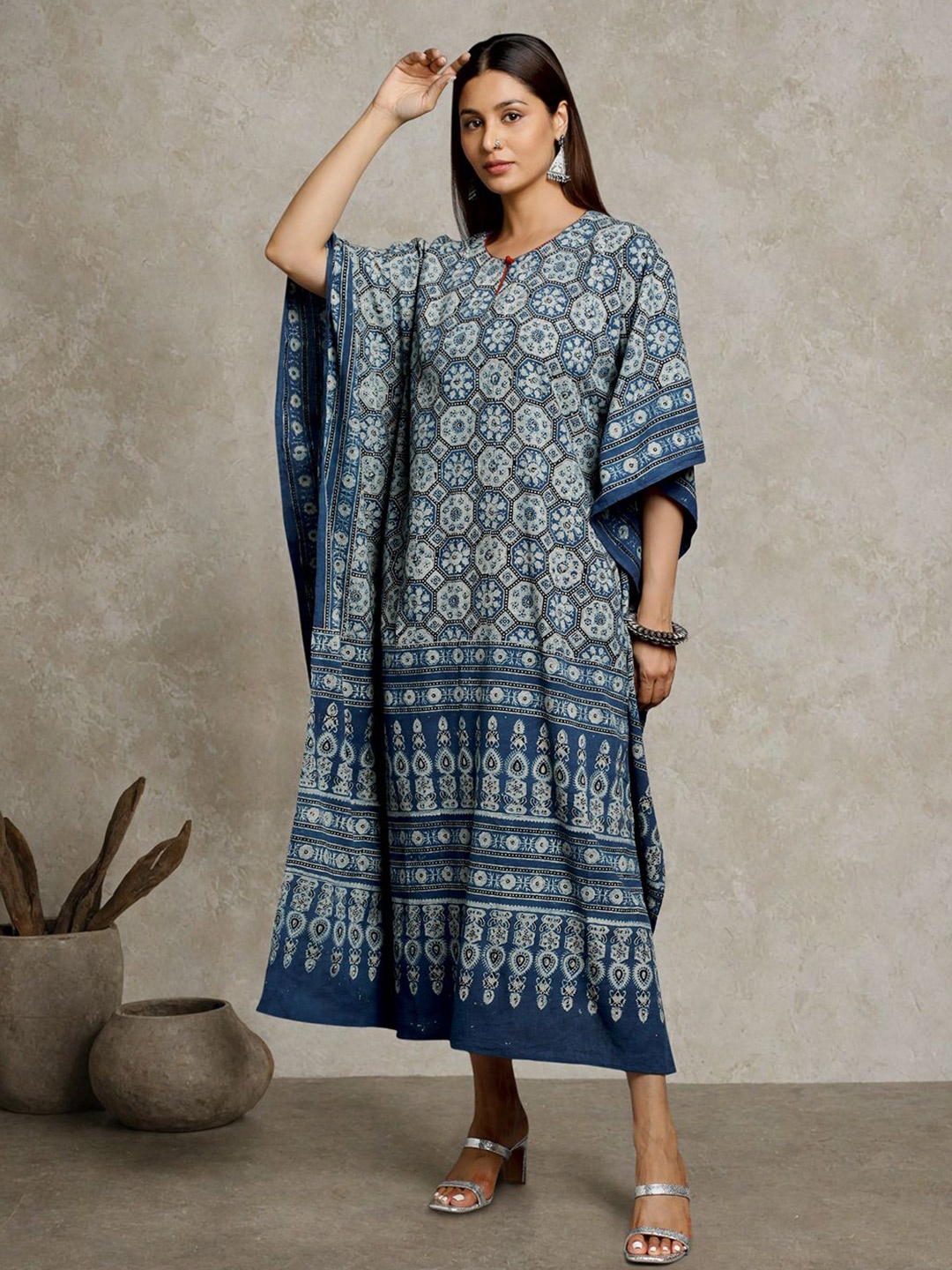 

THE WEAVE TRAVELLER Women Cotton Ethnic Motifs Printed Kaftan Maxi Dress, Blue