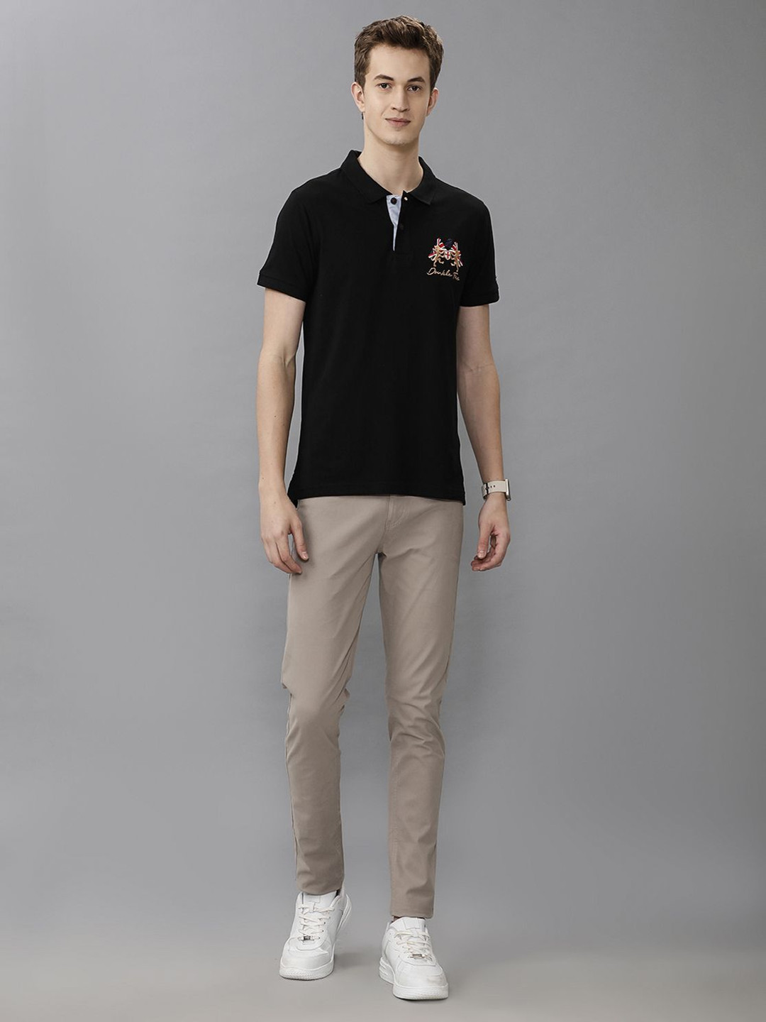 

Double Two Men Classic Slim Fit Mid-Rise Chambray Cotton Trousers, Black