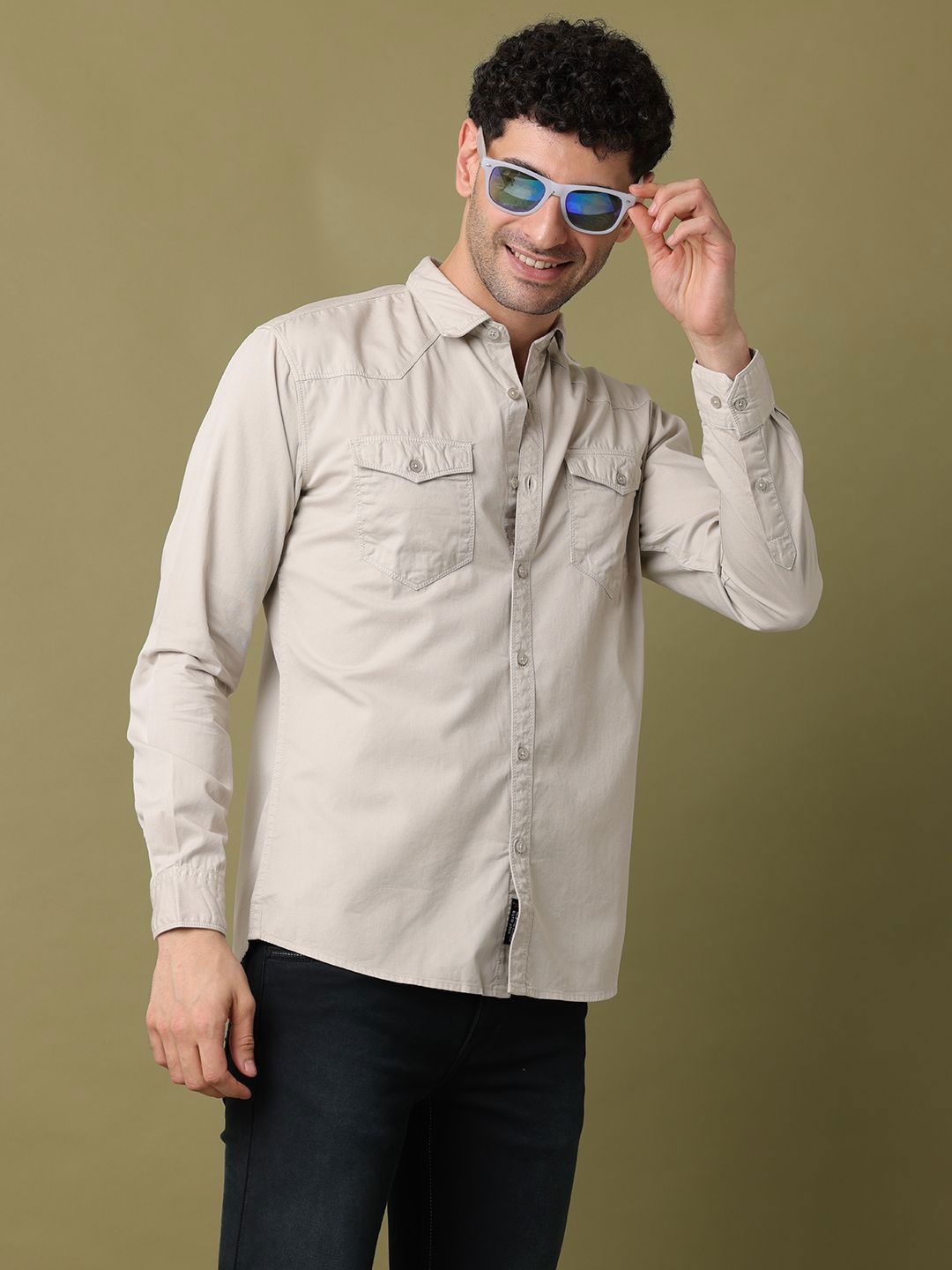 

RIGS AND RAGS Men Classic Fit Spread Collar Solid Cotton Casual Shirt, Beige