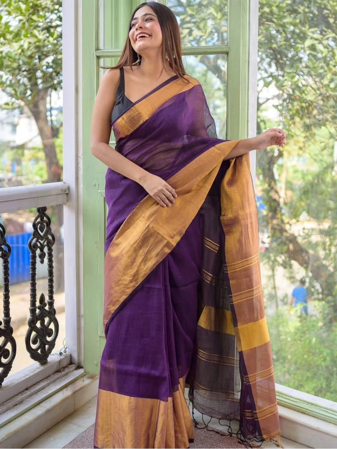

Ruuprekha Zari Pure Silk Saree, Purple