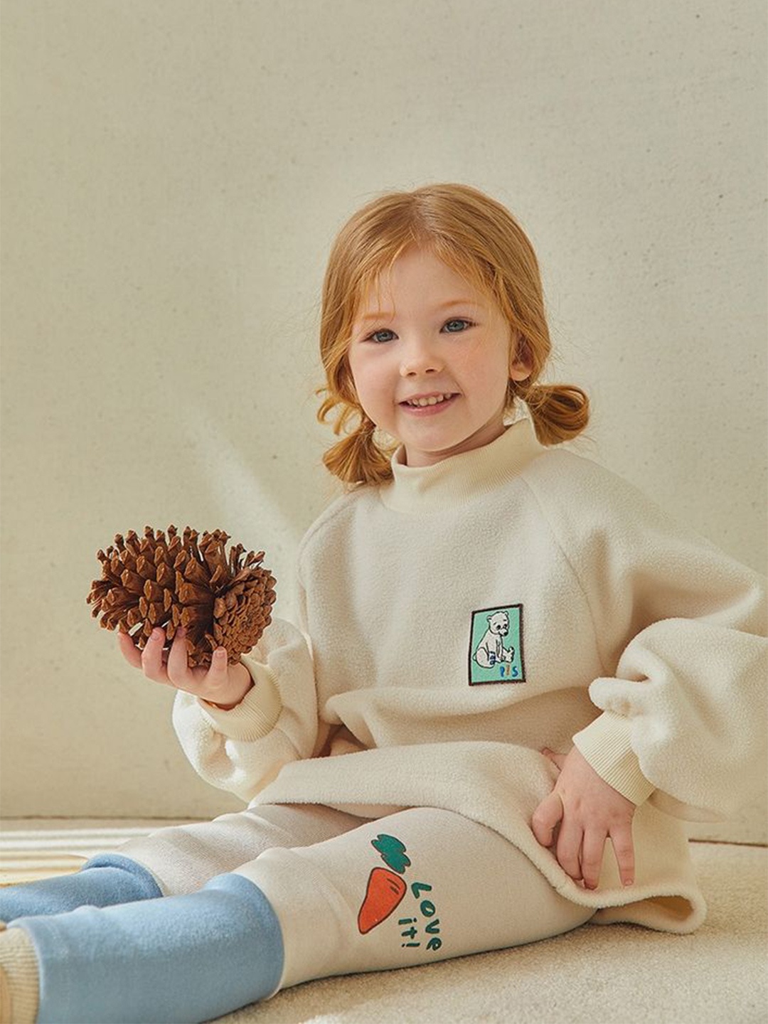 

LULU & SKY Girls Relaxed Fit Sweatshirt, White