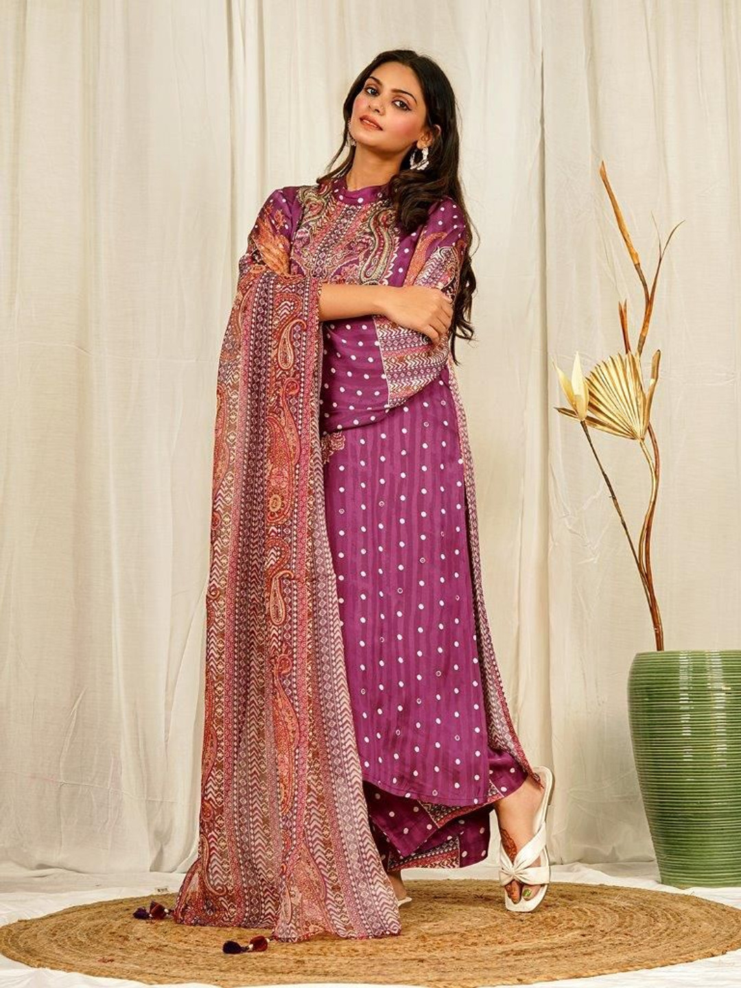 

EARTH O FAB Ethnic Motifs Printed High Neck Straight Kurta With Palazzos And Dupatta, Purple