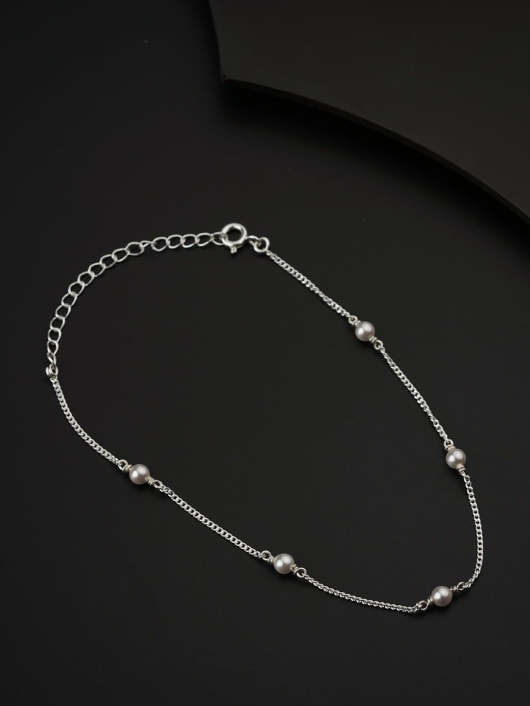 

House of Aadyaa Anklet, Silver