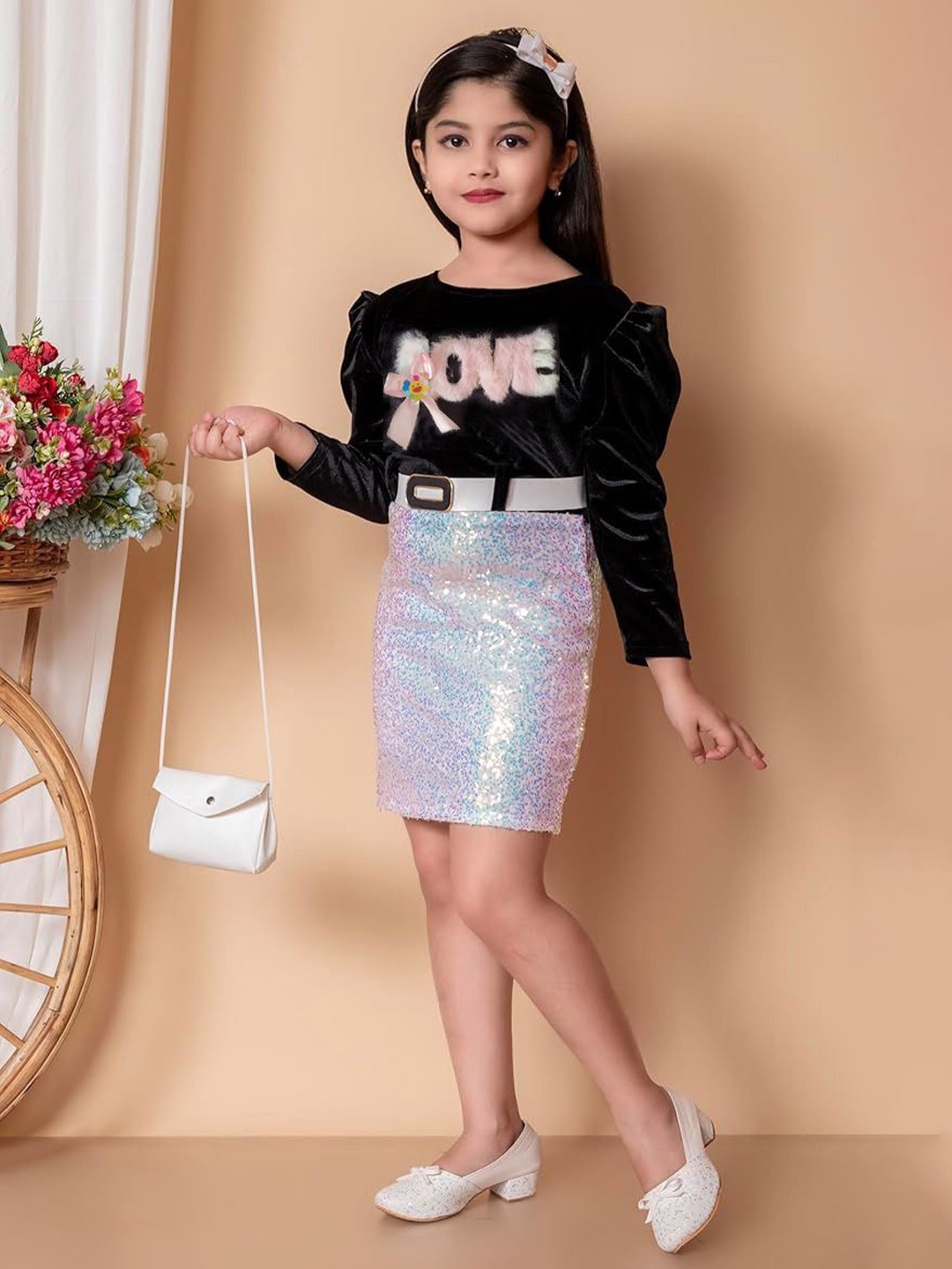 

BAESD Girls Sequin Embellished Puff Sleeves Velvet Sheath Dress Comes with a belt, Black