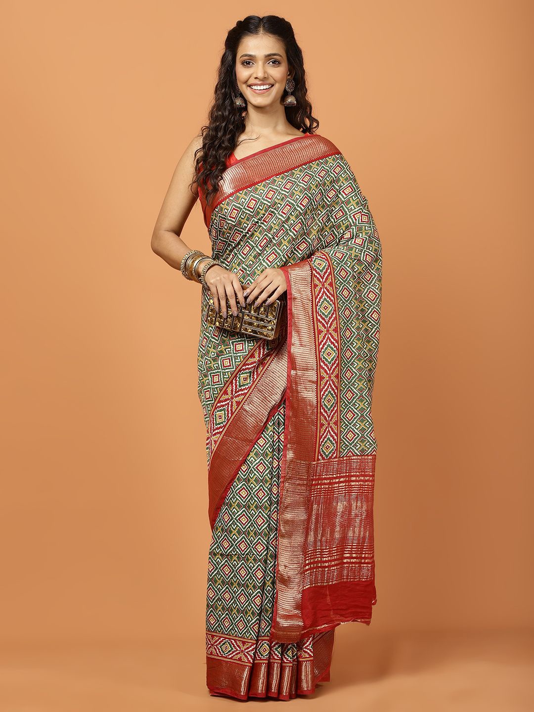 

Meena Bazaar Ethnic Motifs Zari Saree, Green