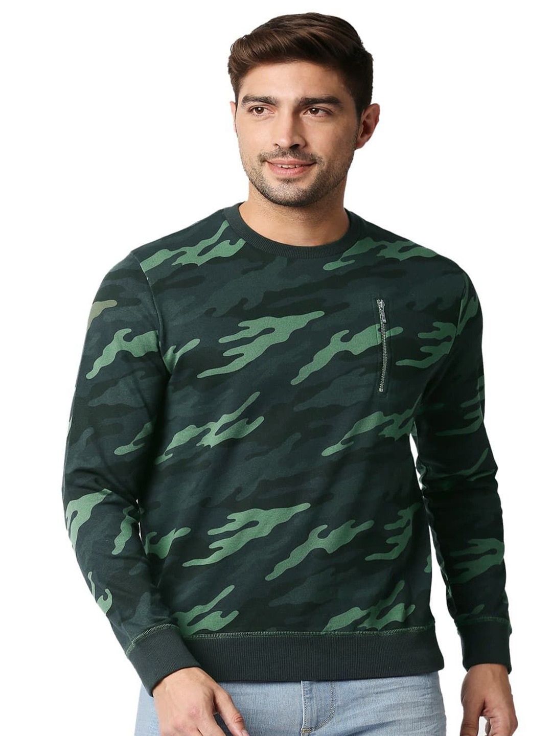 

Basics Men Camouflage Printed Pure Cotton Pullover, Green