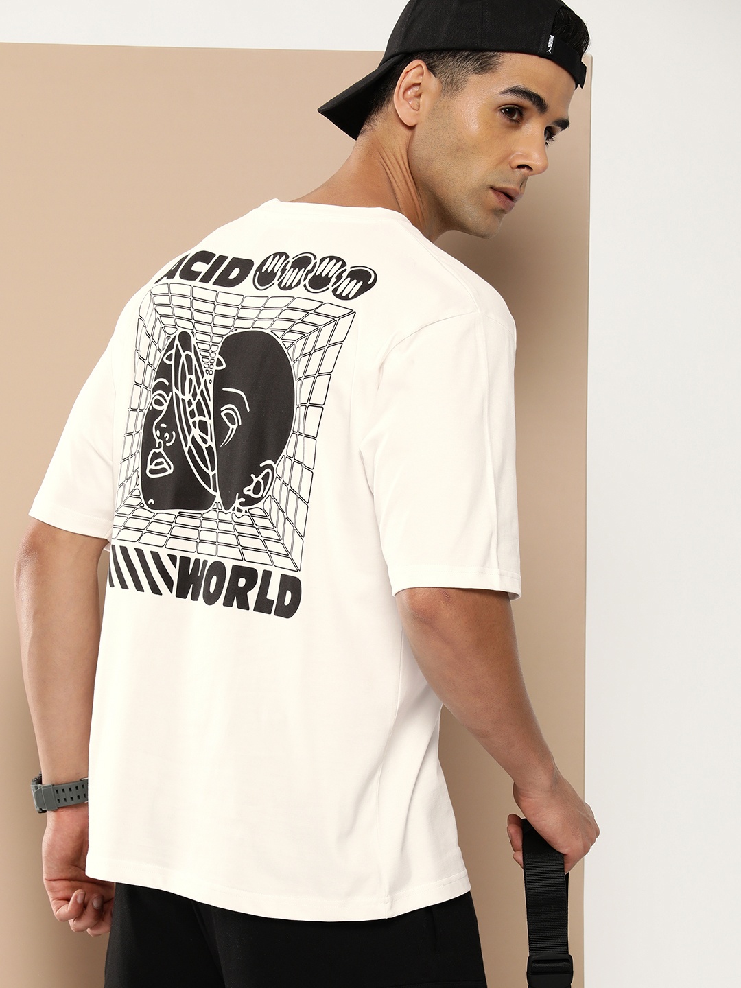 

Difference of Opinion Men Graphic Printed T-shirt, Off white