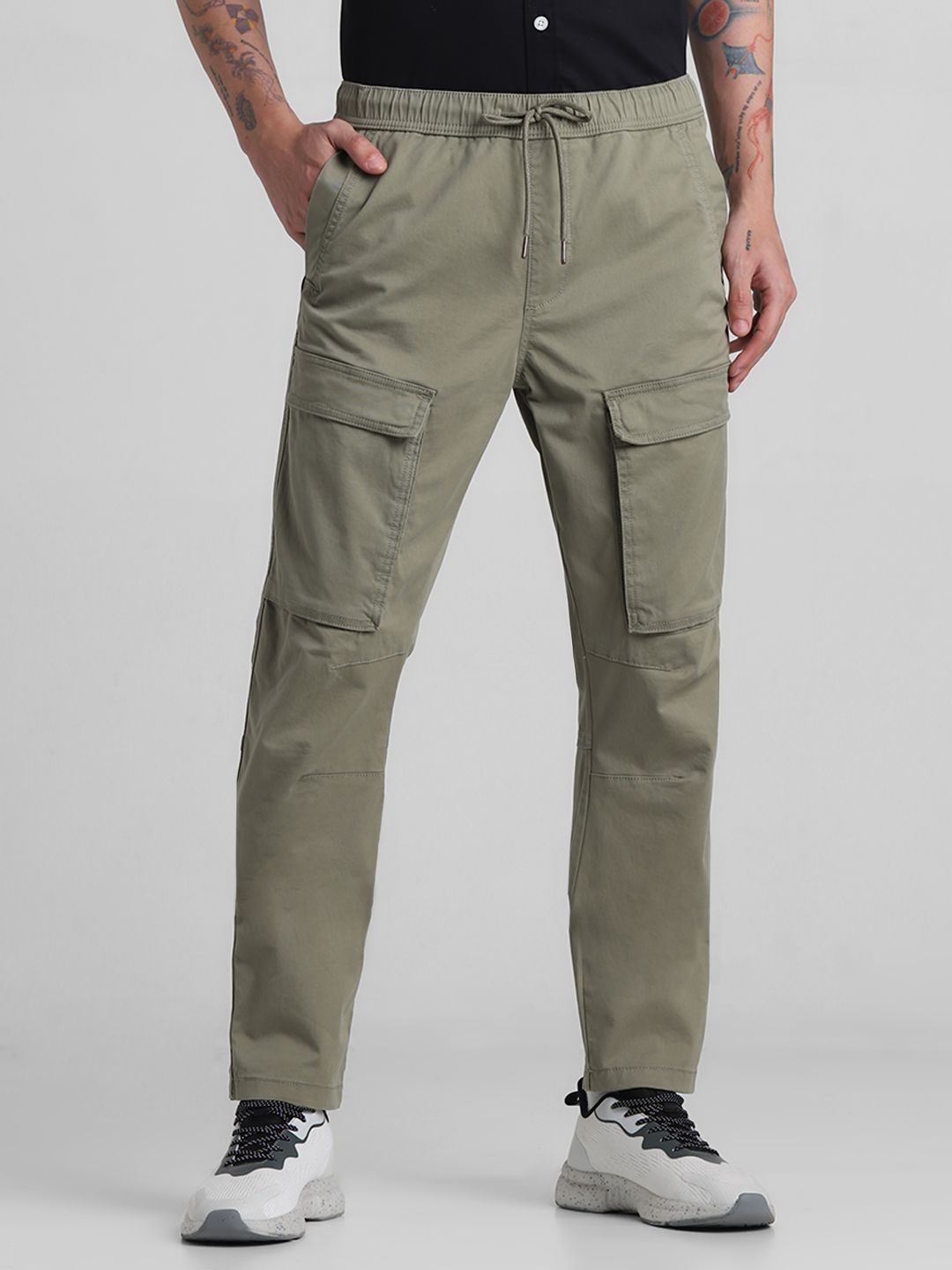 

Jack & Jones Men Mid Rise Cargos Trousers, Green