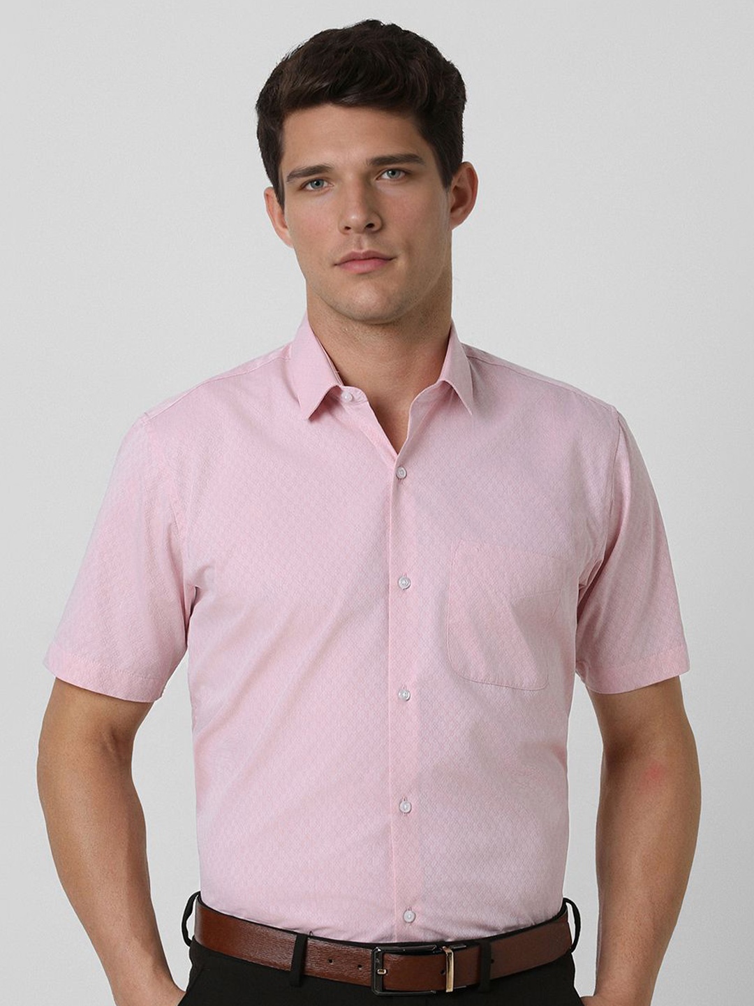 

Peter England Men Slim Fit Spread Collar Textured Cotton Formal Shirt, Pink