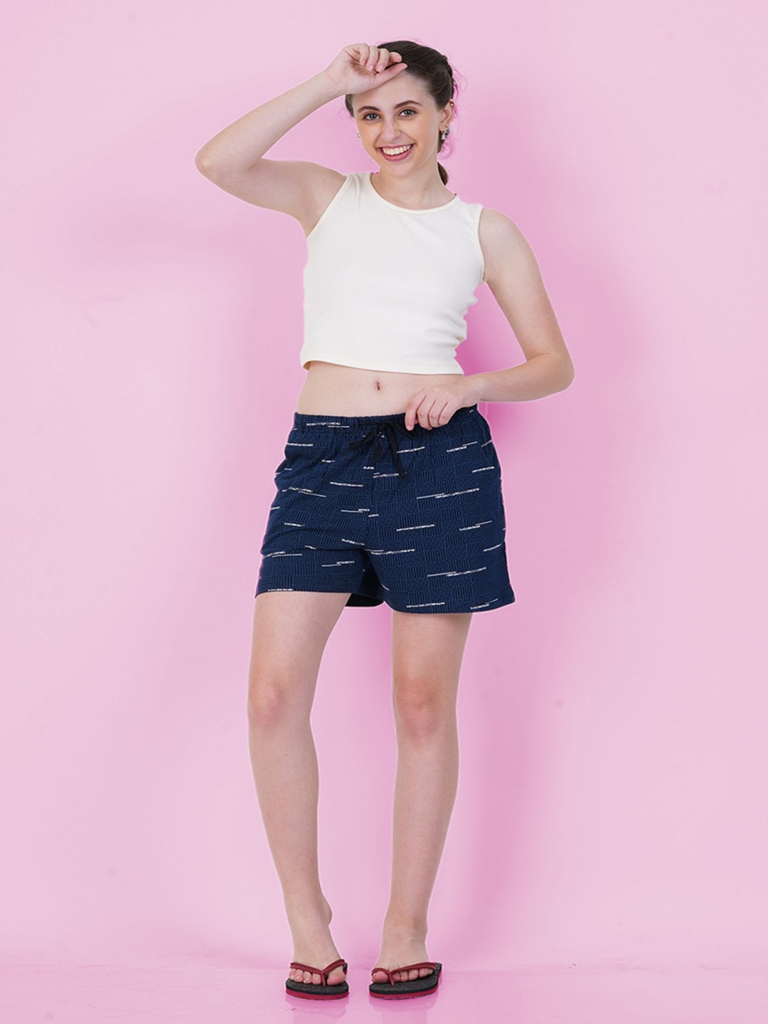 

indian flower Women Printed Shorts, Navy blue