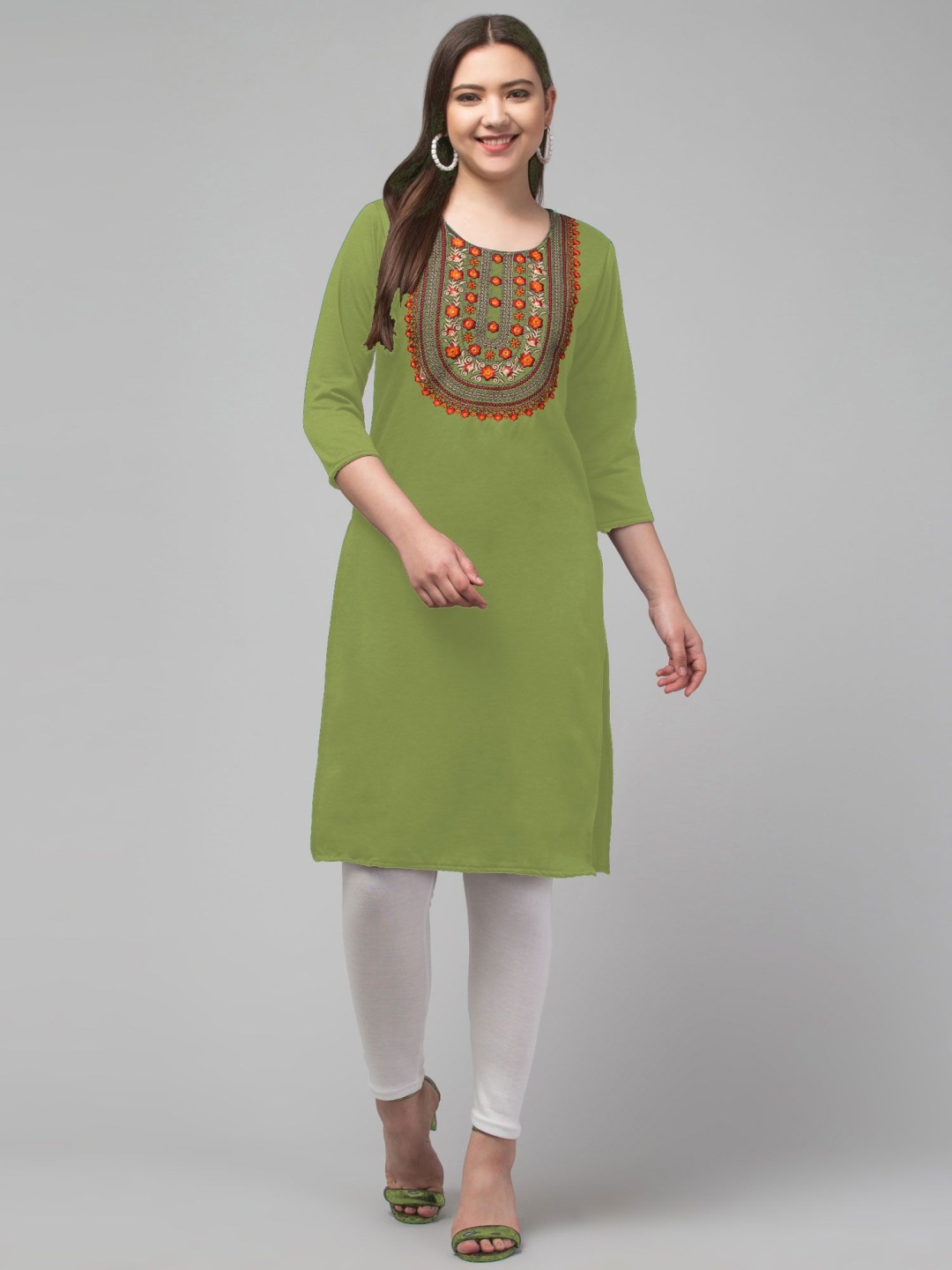 

FAMBEE Floral Embroidered Round Neck Mirror Work Woollen Straight Kurta, Green