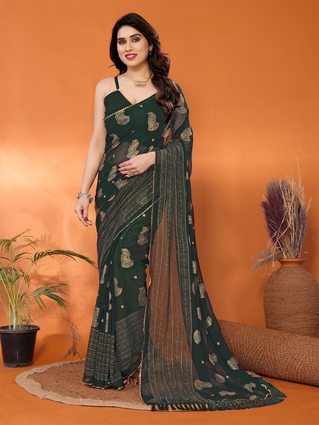 

PHORIA STYLE Woven Design Zari Pure Georgette Saree, Green