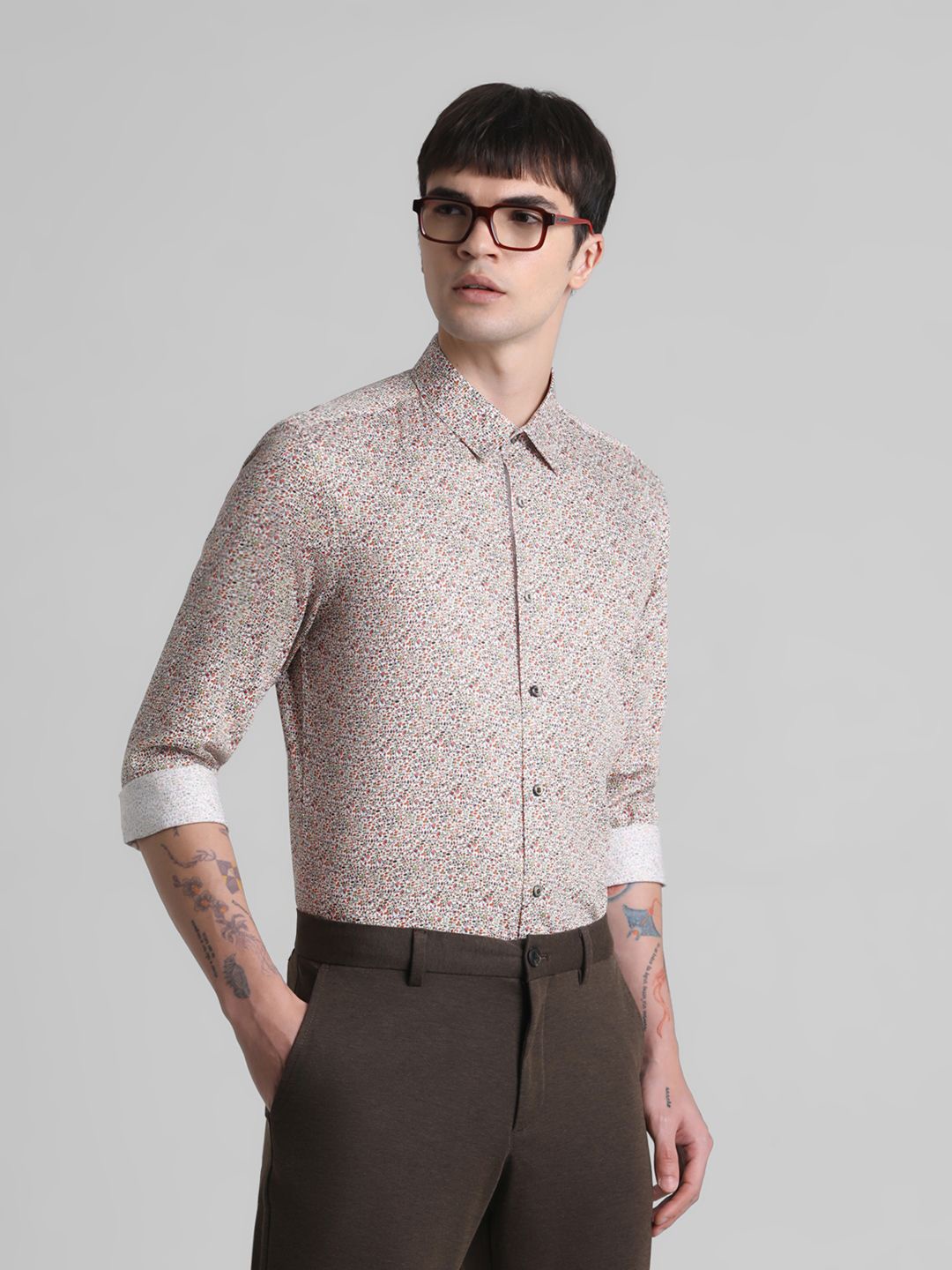 

Jack & Jones Men Slim Fit Spread Collar Micro Ditsy Printed Cotton Casual Shirt, Off white