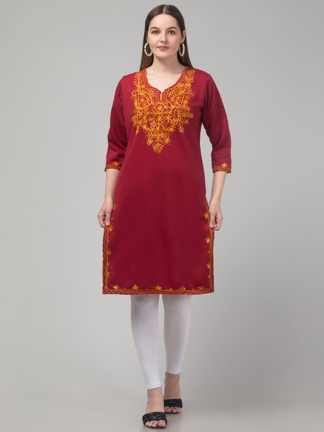 

FAMBEE Floral Embroidered V-Neck Woollen Straight Kurta, Maroon