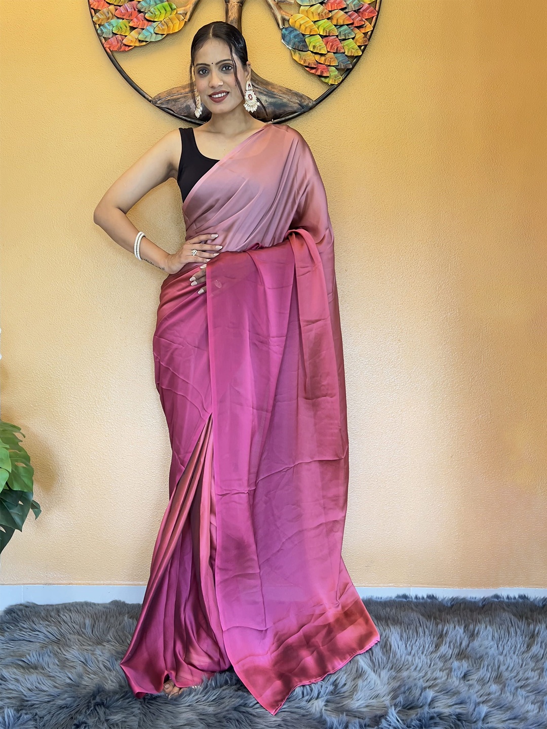 

DIVASTRI Ombre Ready to Wear Saree, Pink