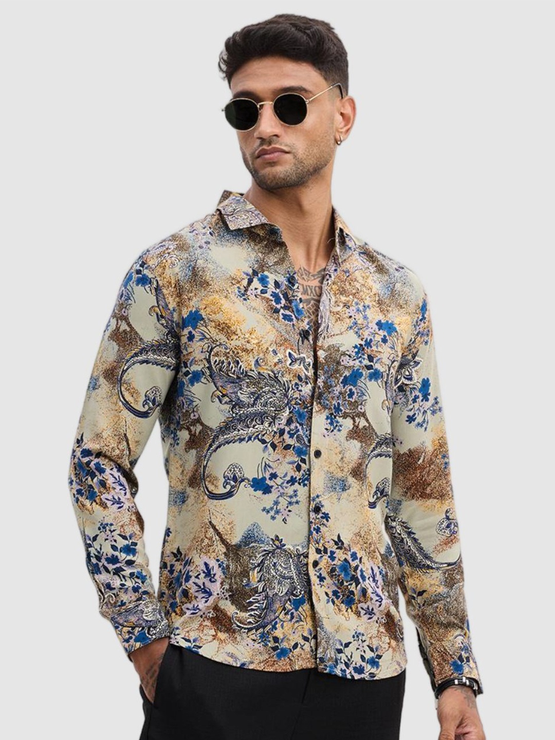 

Snitch Men Smart Fit Spread Collar Floral Printed Casual Shirt, Beige