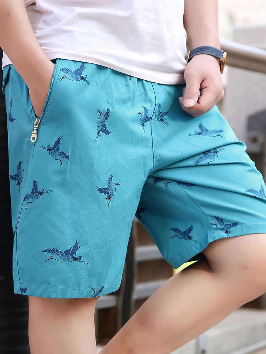 

StyleCast x Revolte Men Printed Regular Fit Cotton Shorts, Blue