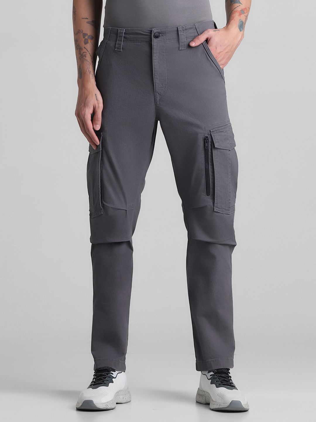 

Jack & Jones Men Cotton Regular Fit Mid-Rise Cargos Trousers, Grey