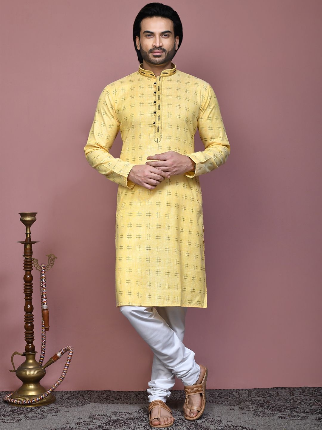 

RANAK Geometrical Printed Cotton Mandarin Collar Straight Kurta, Yellow