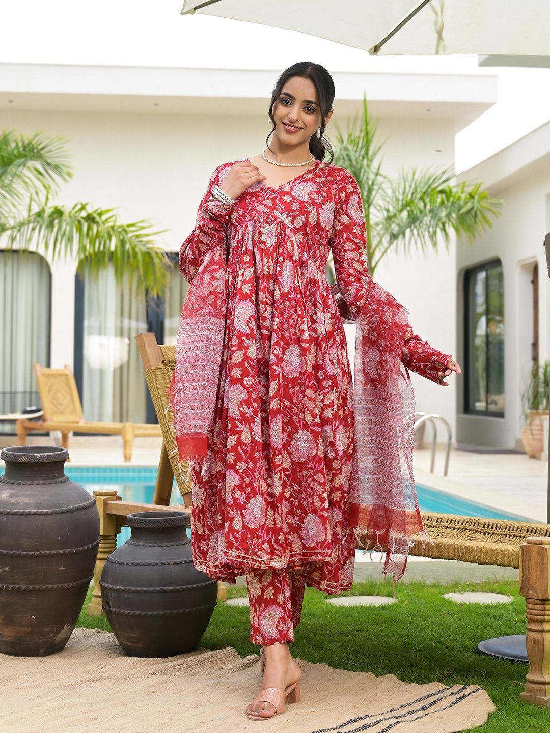 

KALINI Women Floral Printed Gotta Patti V-Neck Empire Kurta with Trouser And Dupatta, Red