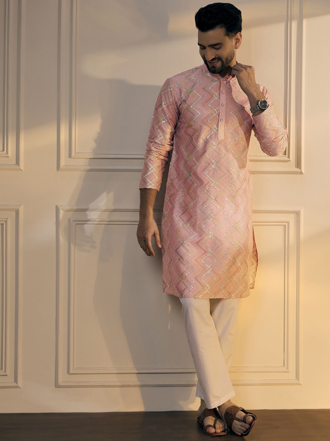 

Anouk Pink Chevron Embroidered Gotta Patti Mandarin Collar Pure Cotton Straight Kurta