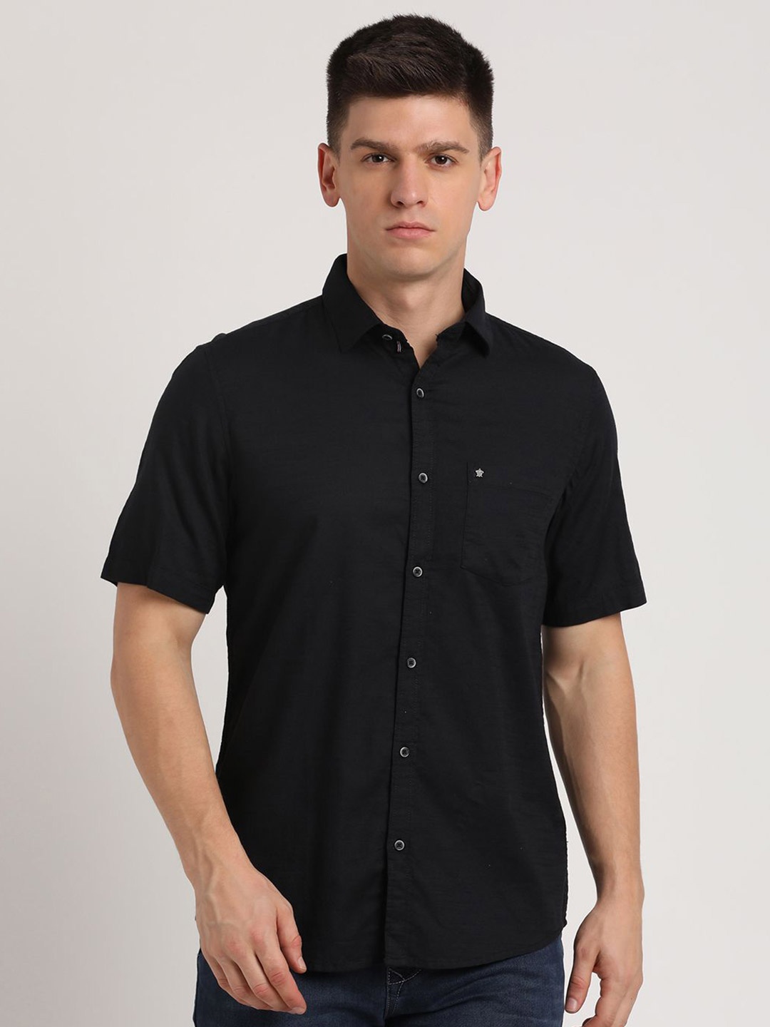 

Turtle Men Relaxed Fit Spread Collar Solid Cotton Casual Shirt, Black