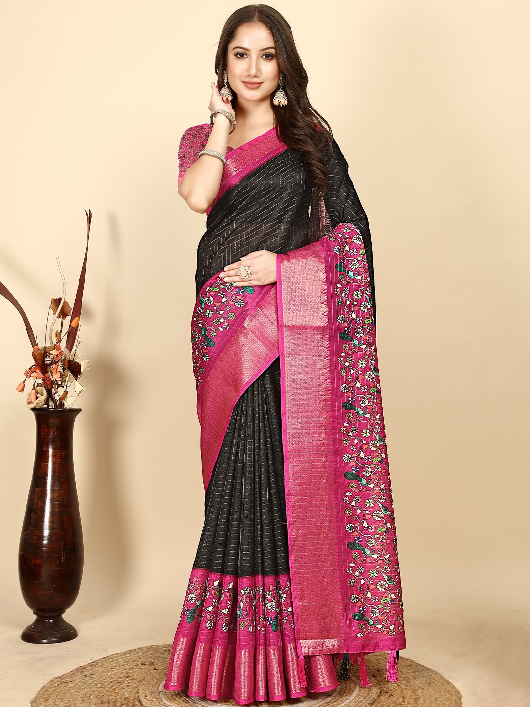 

J 6 DESIGNER Floral Zari Block Print Saree, Black