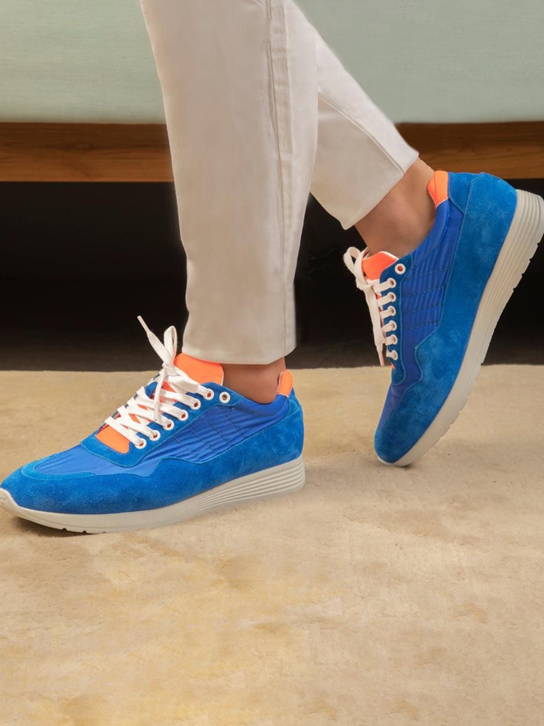 

Tresmode Men Leather Sneakers, Blue