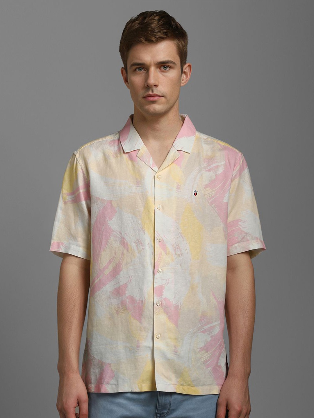 

Louis Philippe Sport Men Abstract Printed Cuban Collar Casual Shirt, White