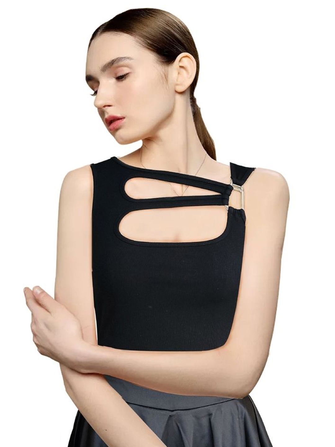 

LULU & SKY Women Fitted Crop Top, Black