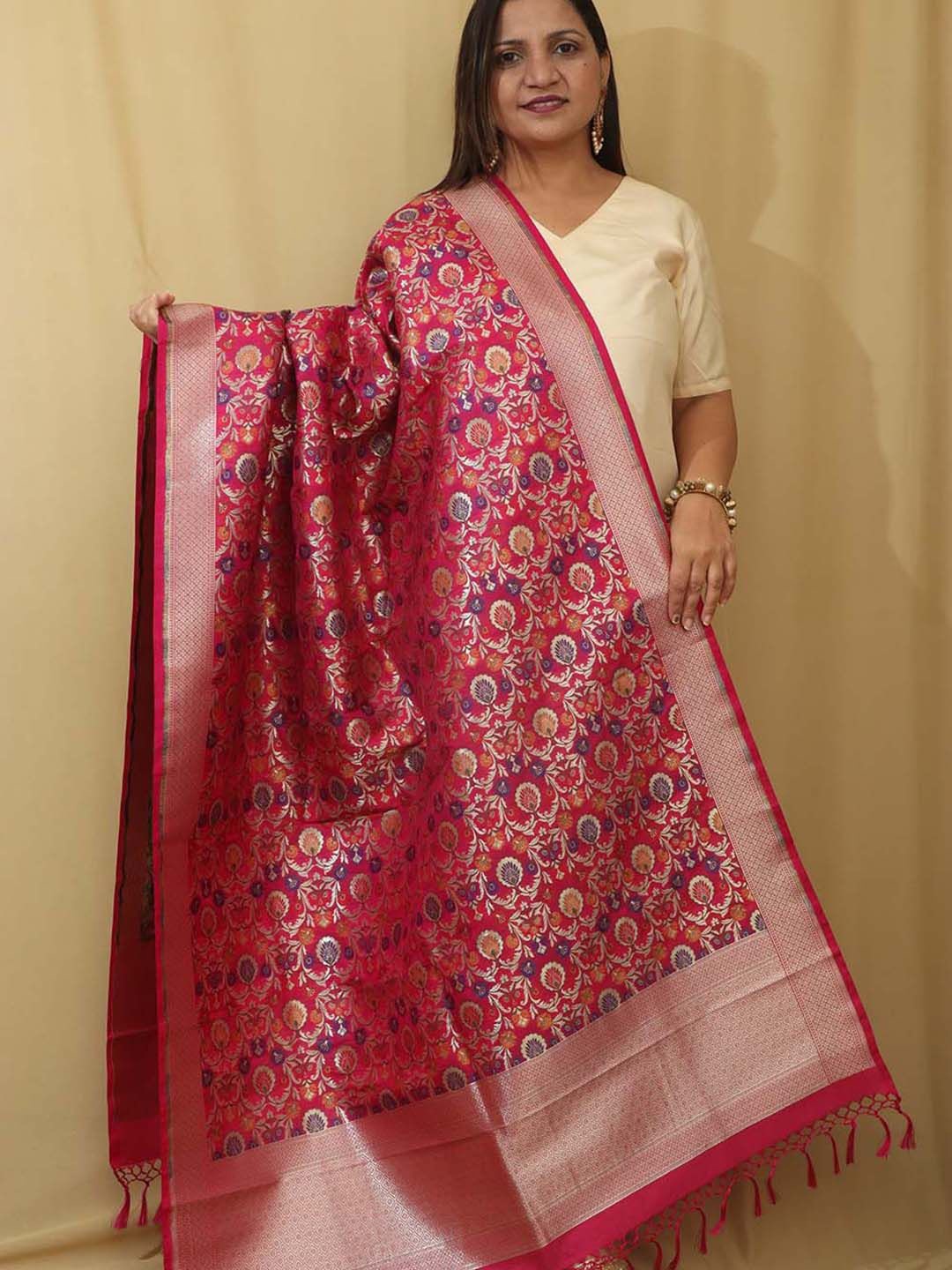 

Luxurionworld Ethnic Motifs Woven Design Dupatta, Pink