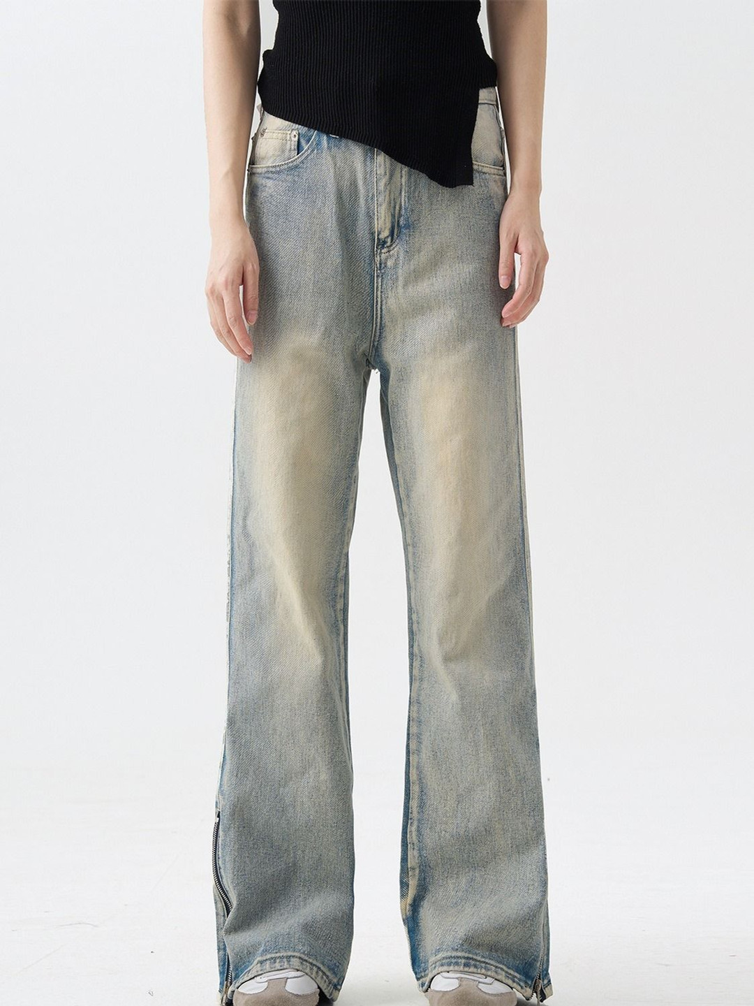 

StyleCast Men Heavy Fade Bootcut Jeans, Blue