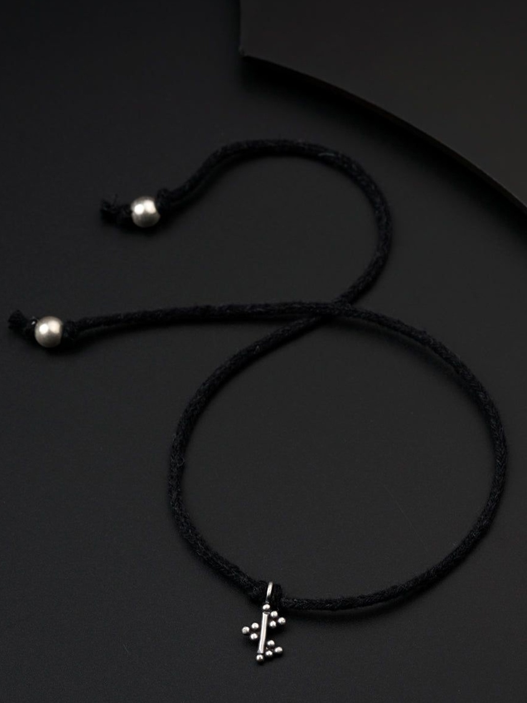 

House of Aadyaa Anklet, Silver