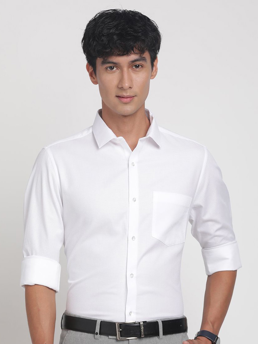 

Turtle Men Standard Slim Fit Spread Collar Solid Cotton Formal Shirt, White