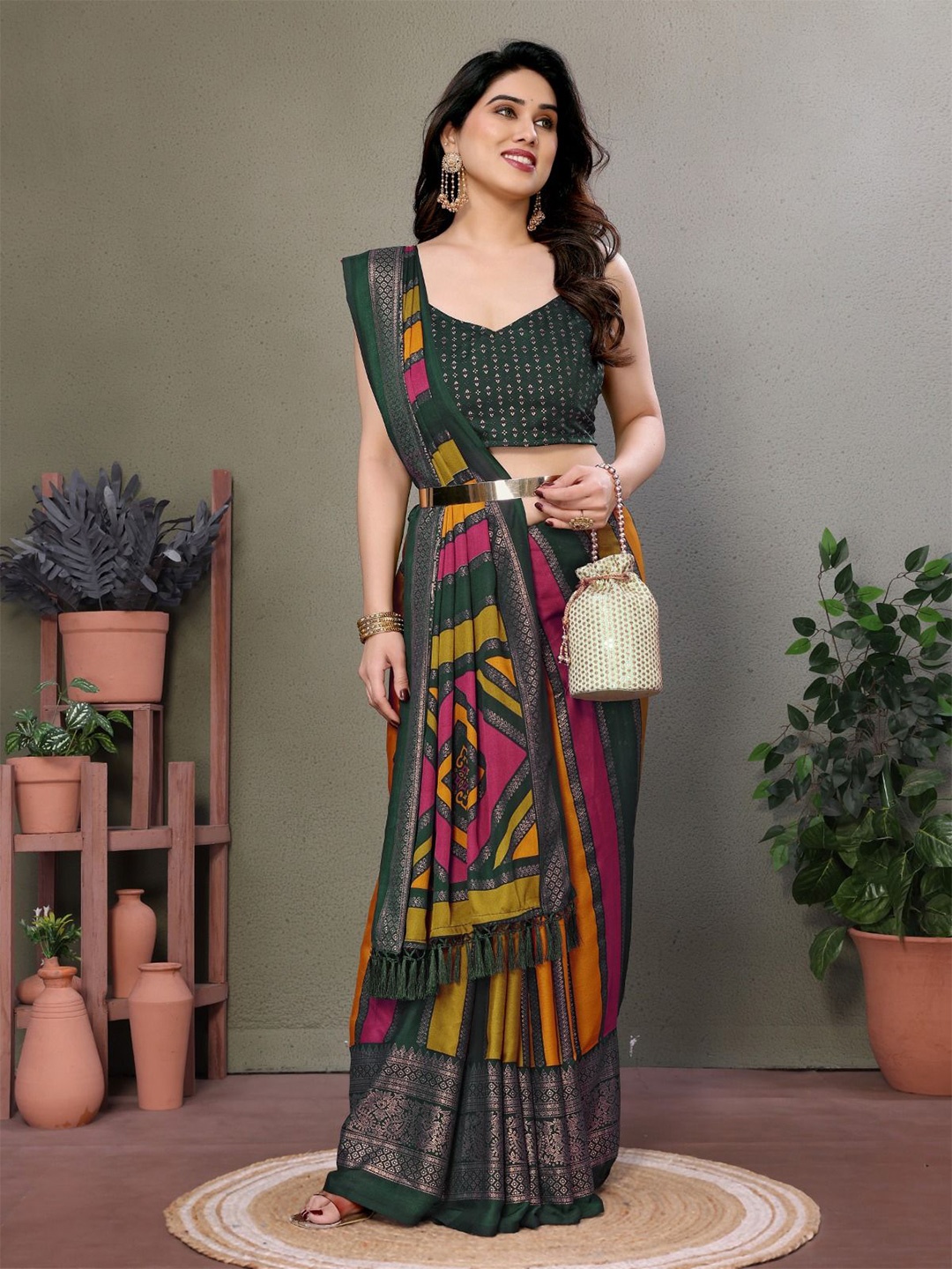 

DIKONA DESIGNER Printed Woven Design Zari Pure Chiffon Saree, Green