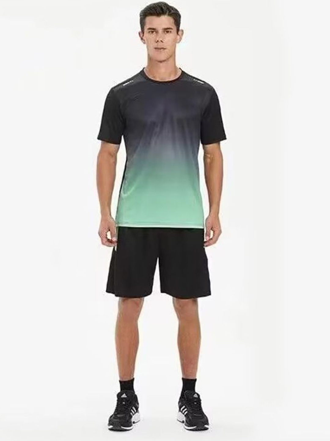 

StyleCast x Revolte Colourblocked T-shirt With Shorts, Green