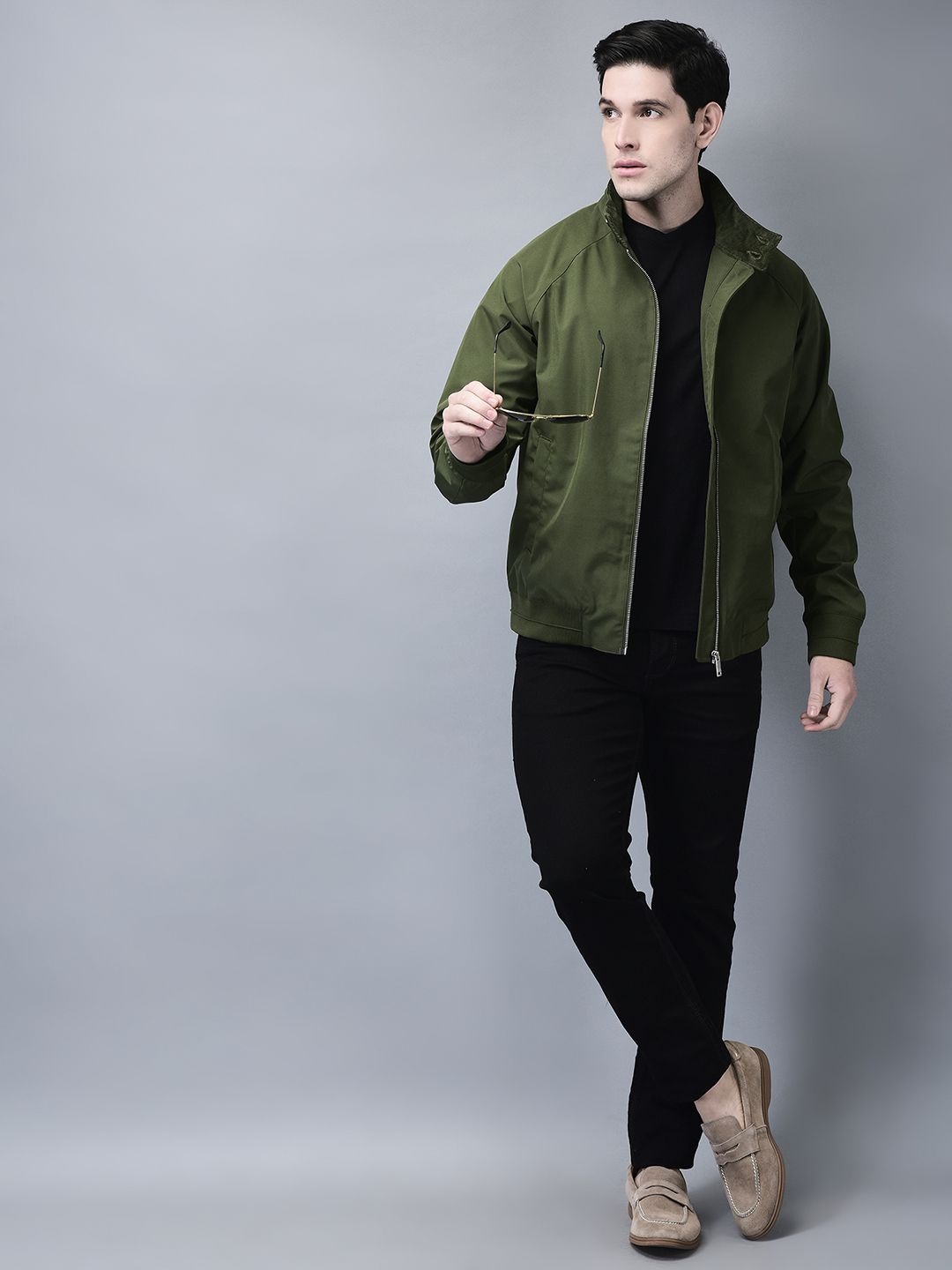 

Woodland Men Mandarin Collar Solid Casual Bomber Jacket, Green
