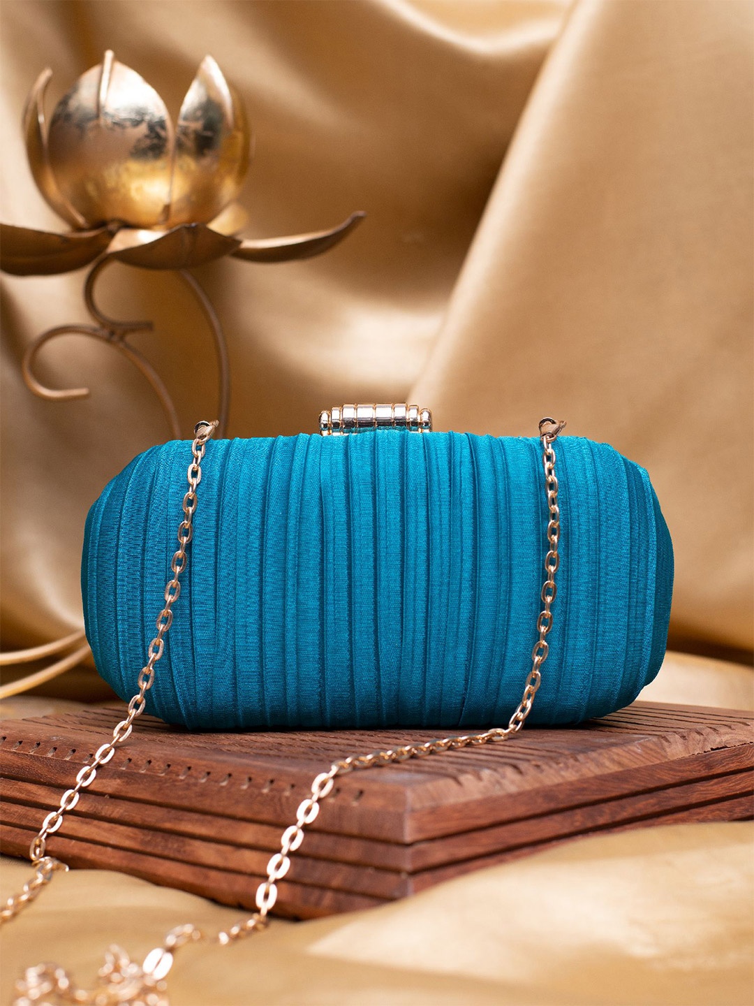 

ARTKLIM Textured Box Clutch, Blue