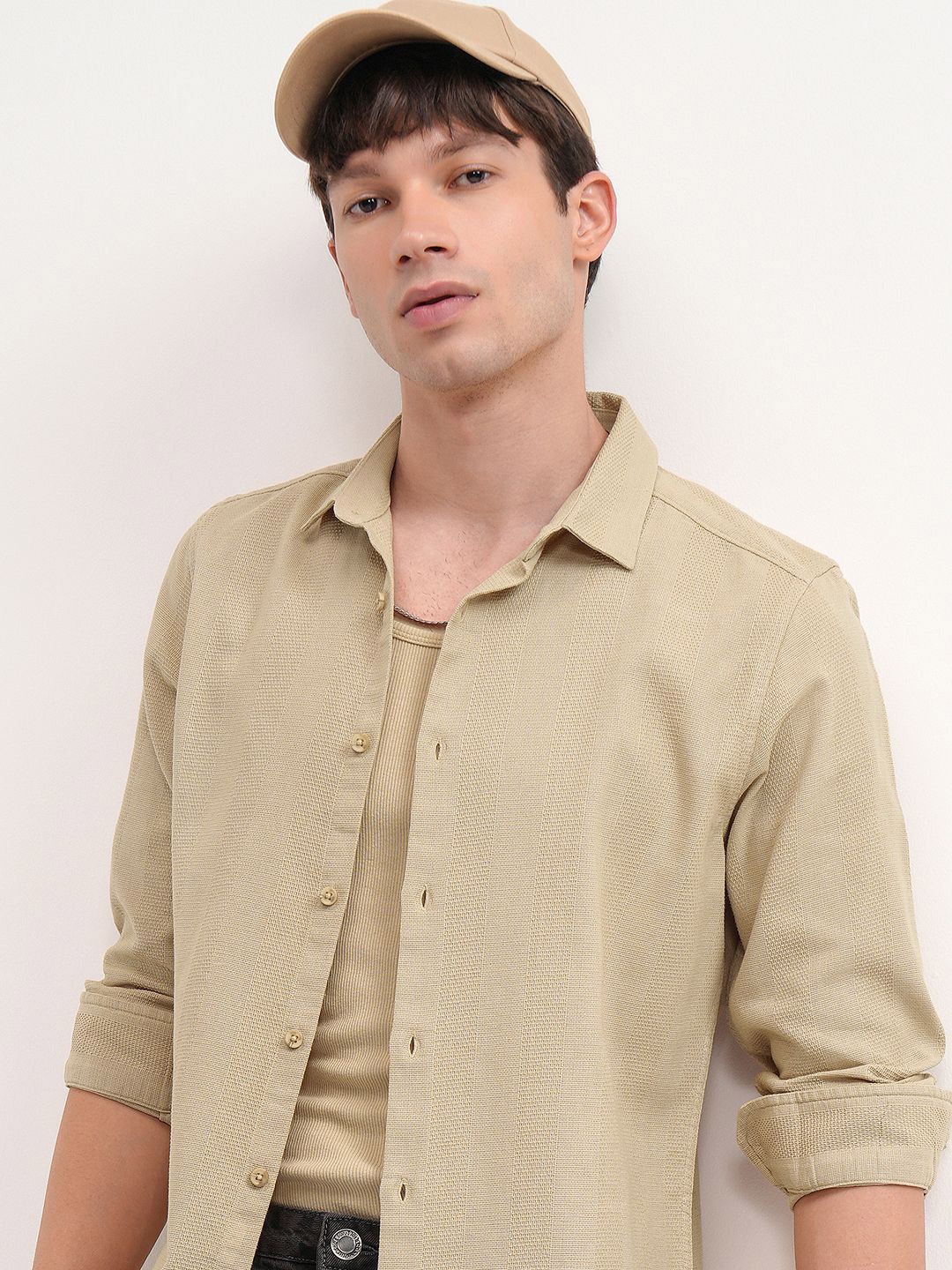 

HIGHLANDER Men Spread Collar Textured Cotton Casual Shirt, Khaki