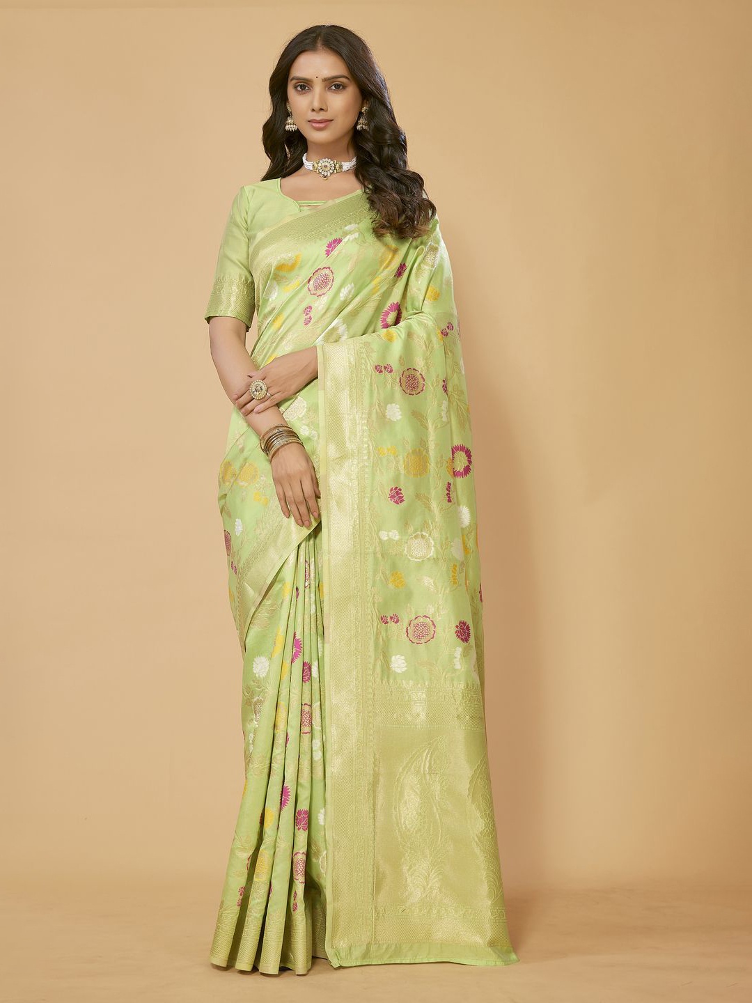 

Krimmple Ethnic Motifs Zari Kanjeevaram Saree, Green