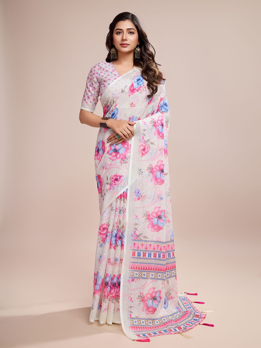 

SHRIMAY Woven Design Floral Saree, White