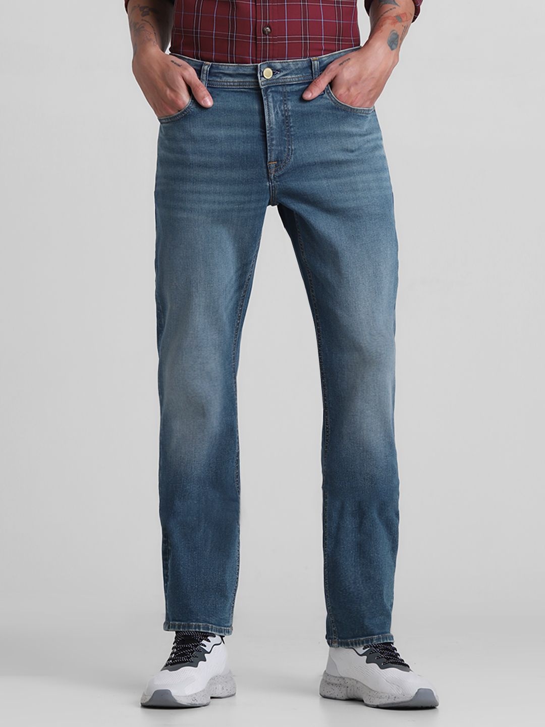 

Jack & Jones Men Clark Light Fade Stretchable Jeans, Blue
