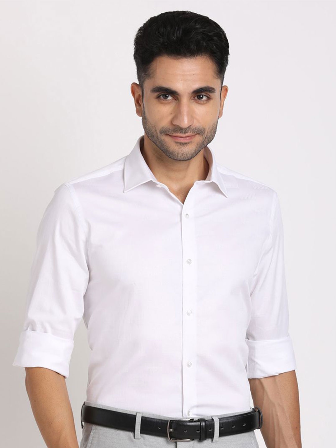 

Turtle Men Classic Slim Fit Spread Collar Textured Cotton Formal Shirt, White