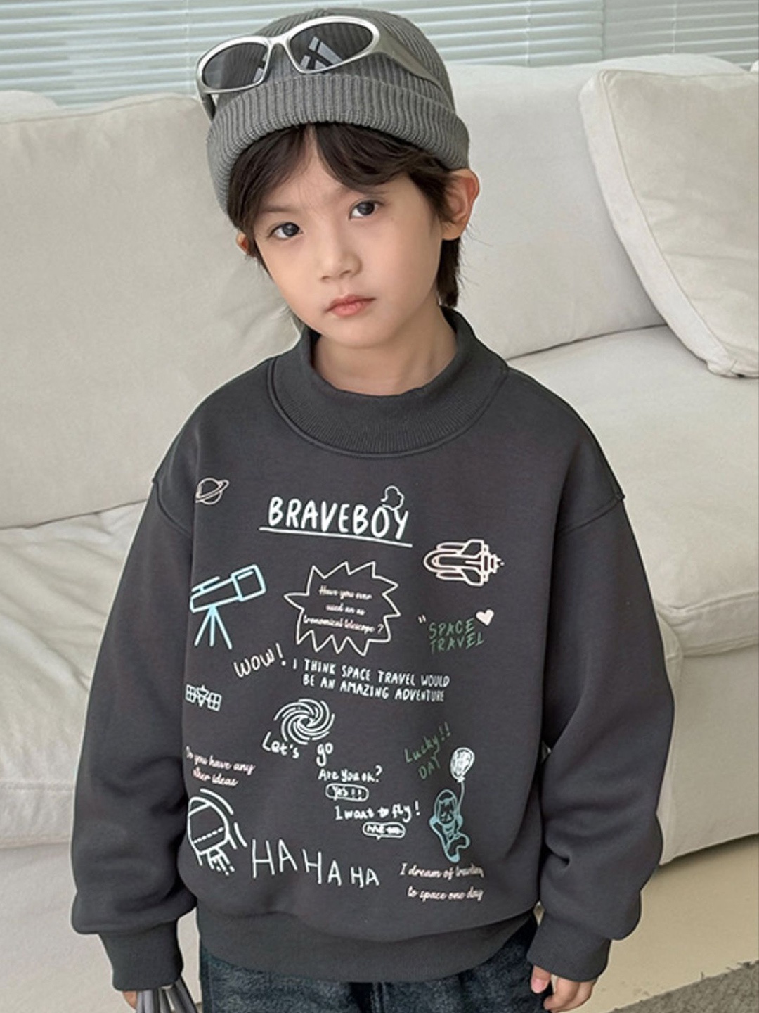 

LULU & SKY Boys Printed Round Neck Sweatshirt, Grey